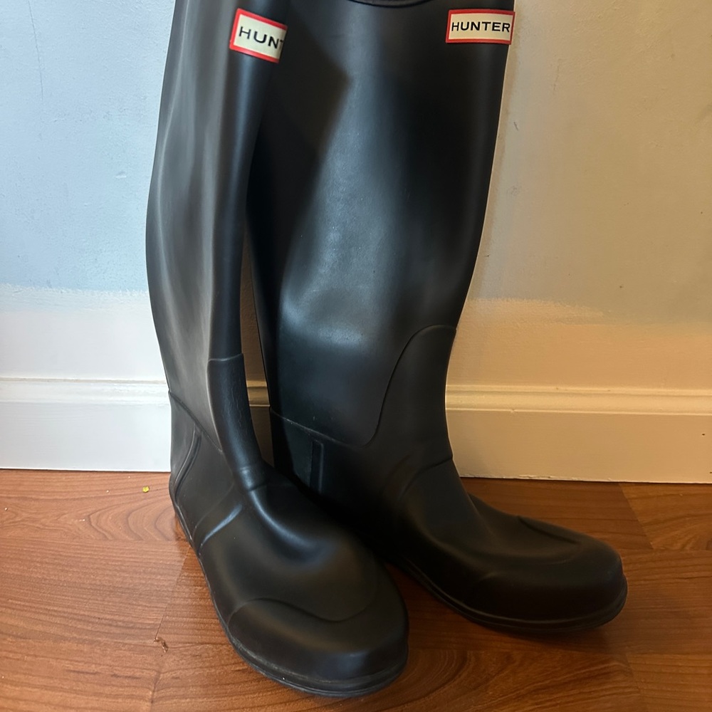matte black hunter tall equestrian rain boot